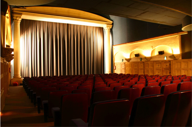 Salle cinema galeries